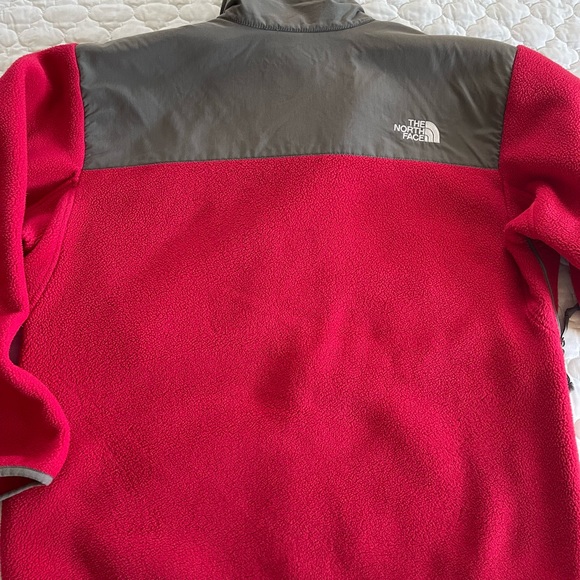 Women’s North Face Jacket - Picture 2 of 5